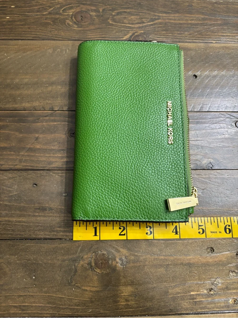 Michael Kors Adele Leather Smartphone Wallet in Green Pebbled Leather